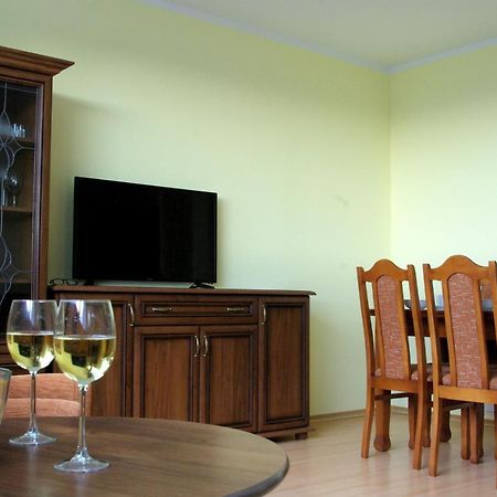 Apartament Z Widokiem Na Latarnie Apartment Kolobrzeg Exterior photo